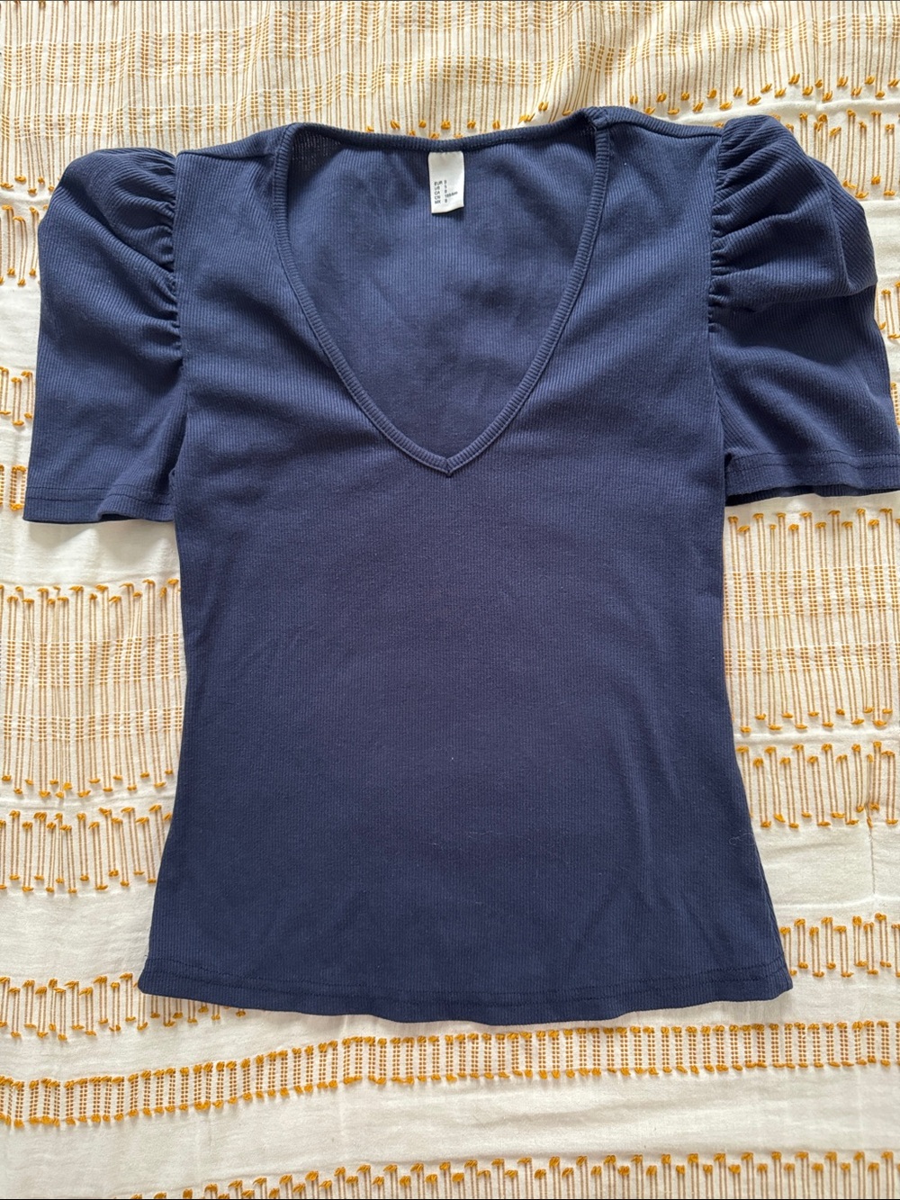 Women’s Navy Puff-Sleeve V-Neck Top